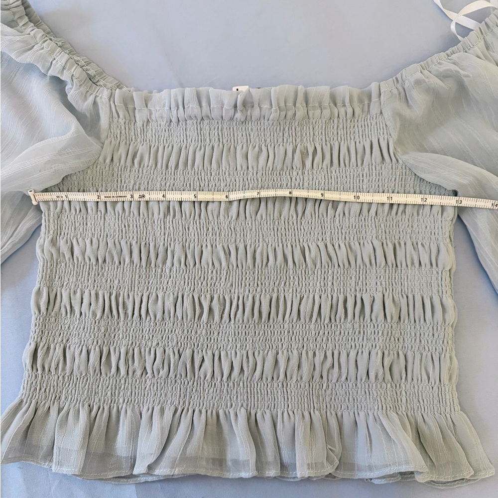 Shop the Cue Moon Mist Blue Smocked Off the Shoulder Crop Top Size Small NWT - Picture 7 of 10